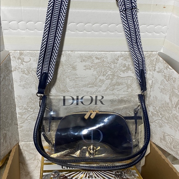 A Dior Navy Blue Beauty Pouch - Picture 10 of 10